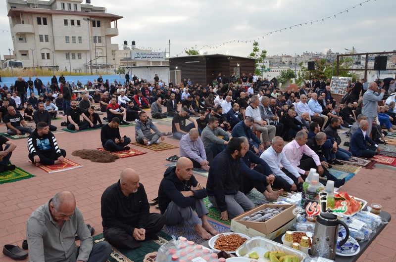 فيديو: شعائر خطبة وصلاة عيد الفطر من ساحة المحفور والشيخ اشرف عيسى  رمضان محطة للتزود وعلينا استثمارها طيلة العام 